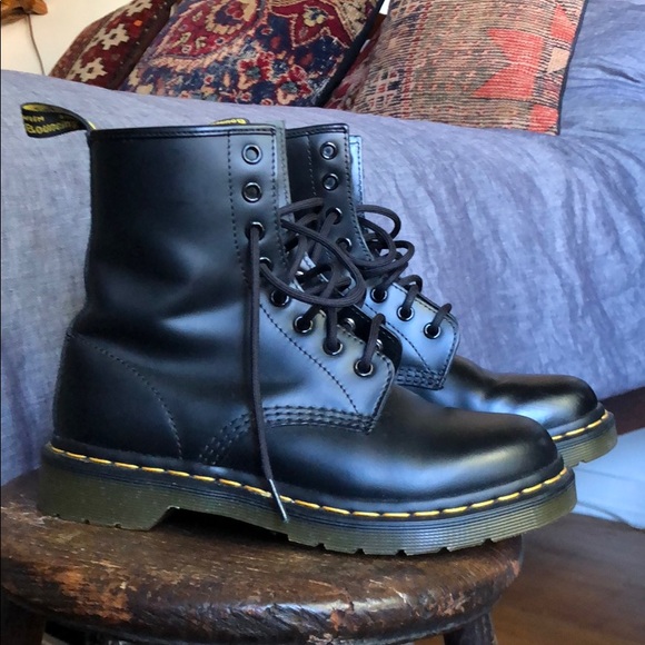 dr martens smooth 38